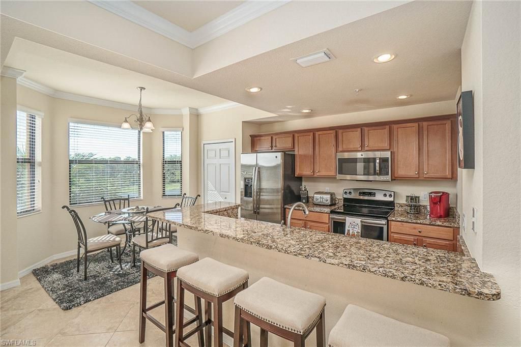 9731 Acqua Ct, Unit 533, Naples, FL 34113 Photo