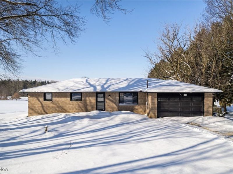 9894 Silvercreek Road, Wadsworth, OH 44281 Photo 2