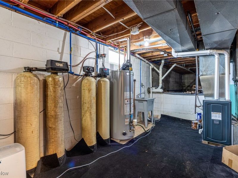 9894 Silvercreek Road, Wadsworth, OH 44281 Photo 30