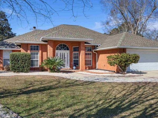 10305 Nightwind Dr, Cantonment, FL 32533