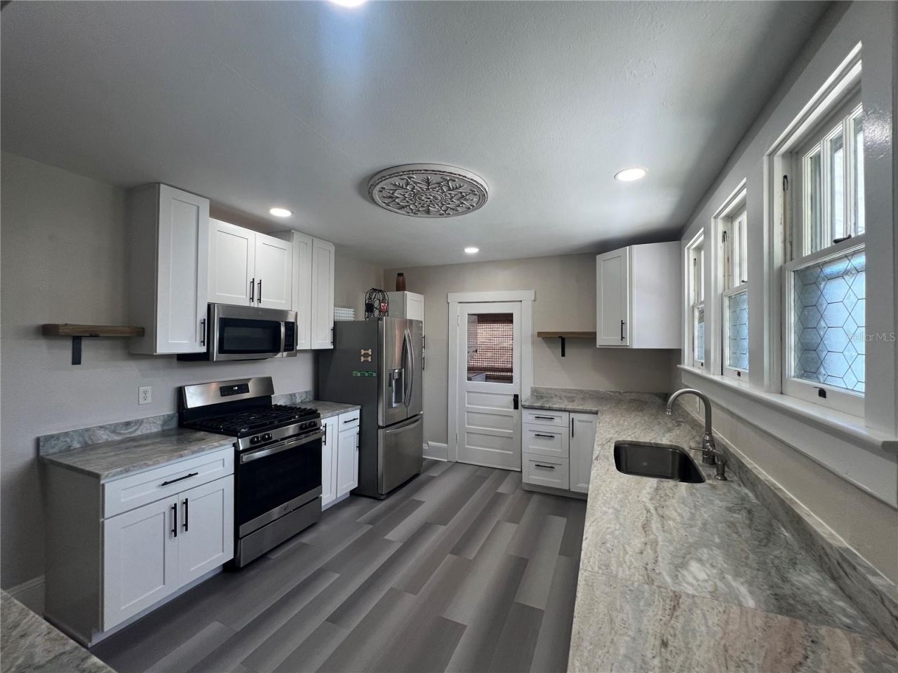 914 17th Street W, Bradenton, FL 34205 Photo