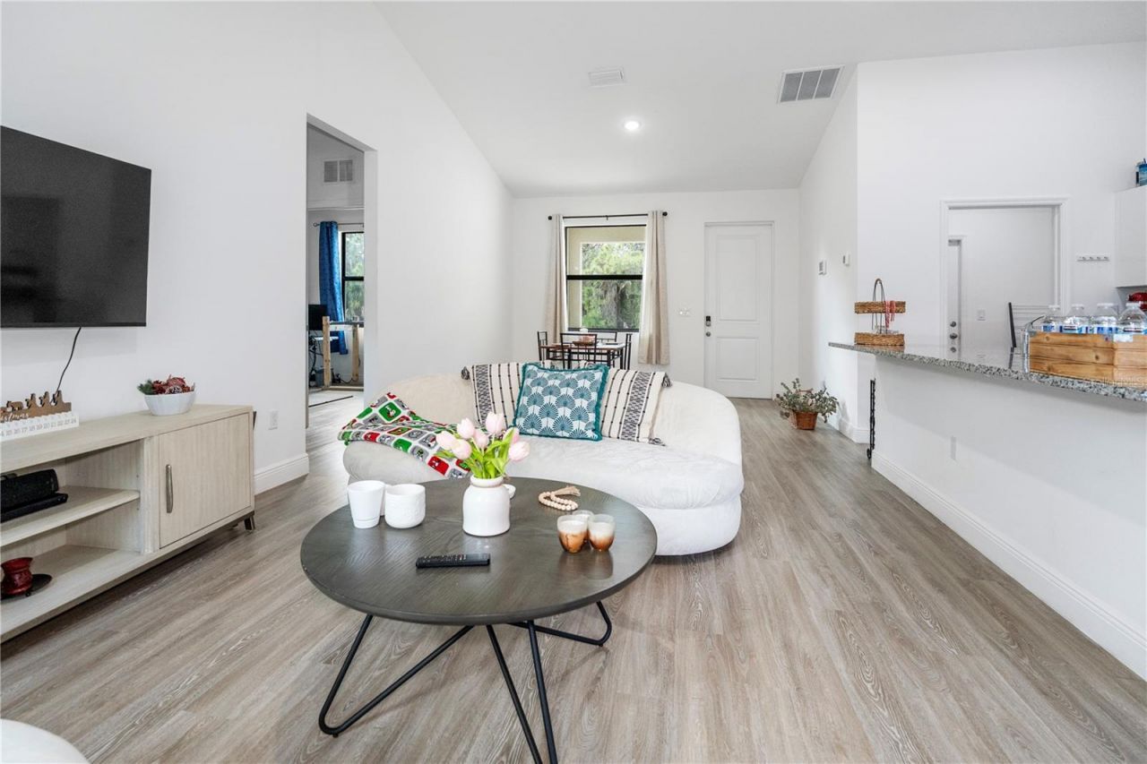 8031 Sandy Cir, Labelle, FL 33935 Photo