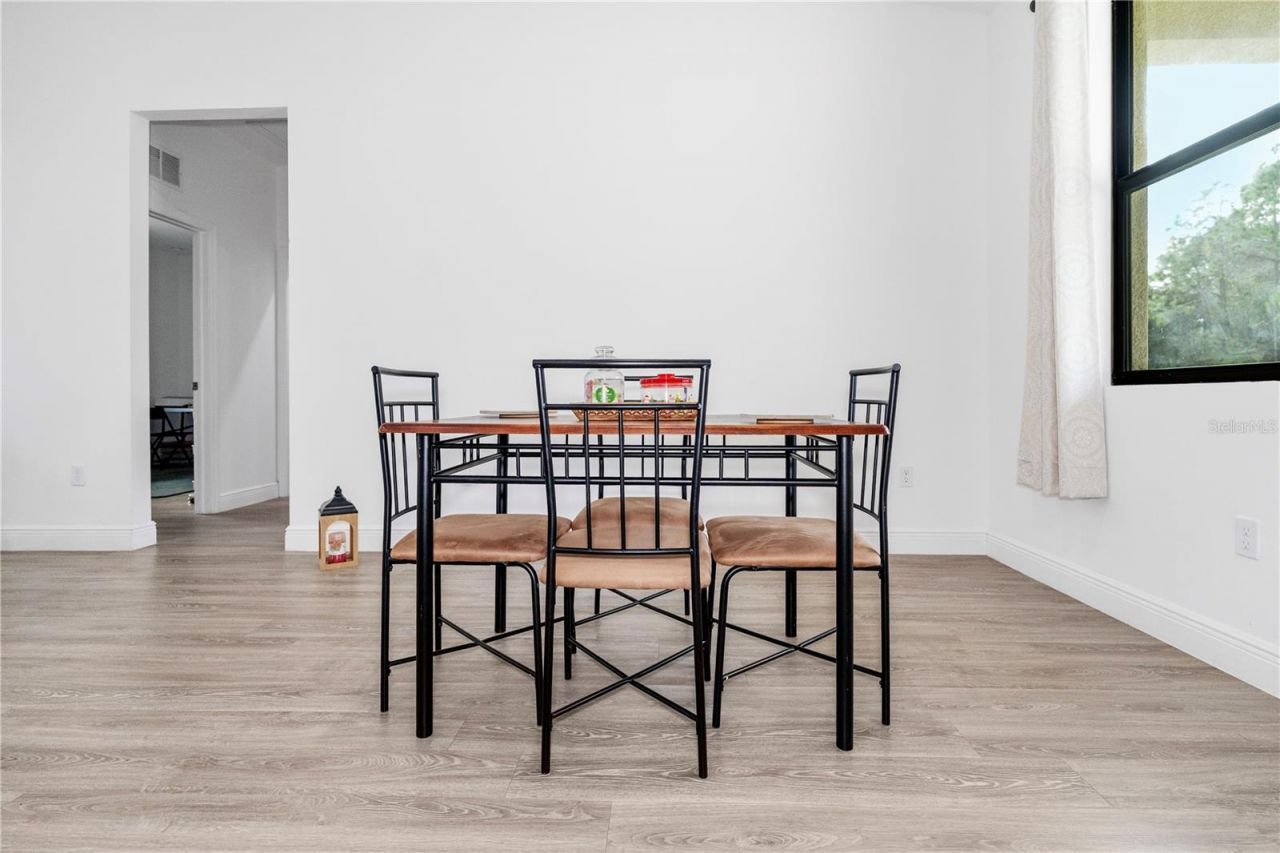 8031 Sandy Cir, Labelle, FL 33935 Photo