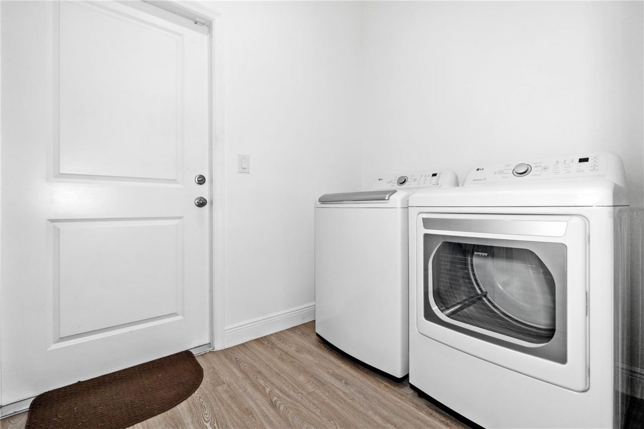 8031 Sandy Cir, Labelle, FL 33935 Photo