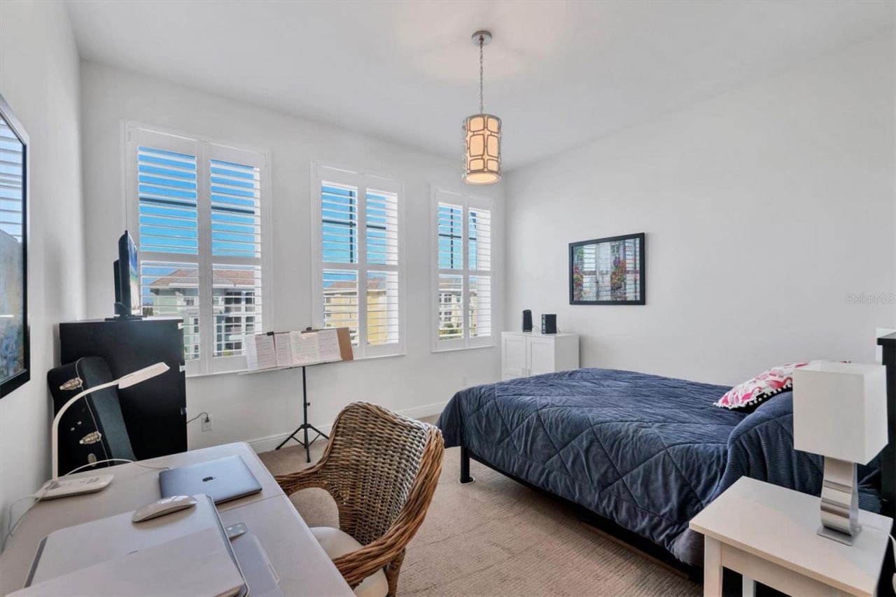 391 Aruba Circle, Unit 401, Bradenton, FL 34209 Photo