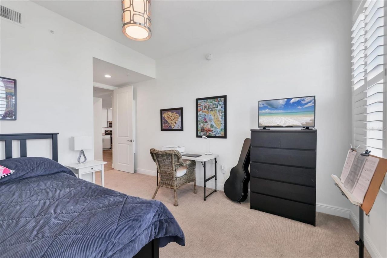 391 Aruba Circle, Unit 401, Bradenton, FL 34209 Photo