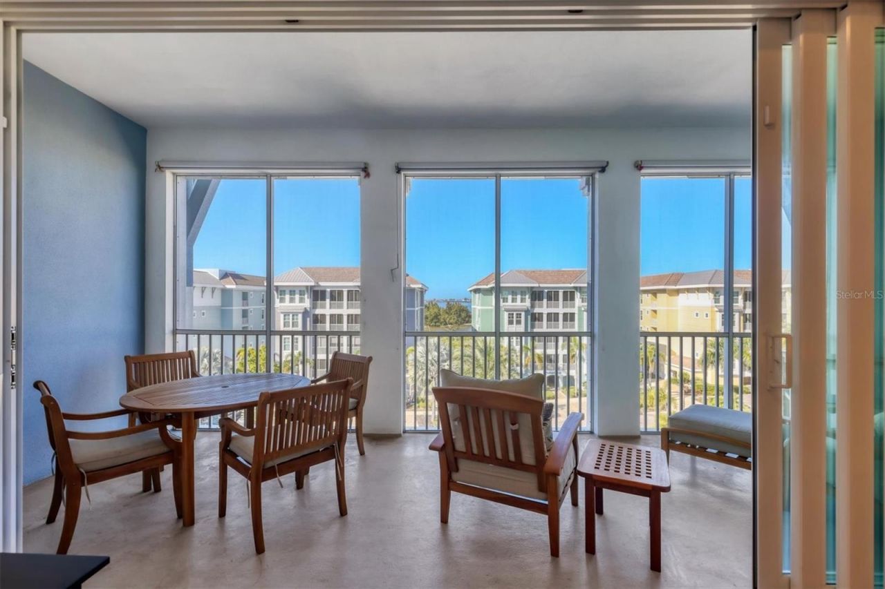 391 Aruba Circle, Unit 401, Bradenton, FL 34209 Photo