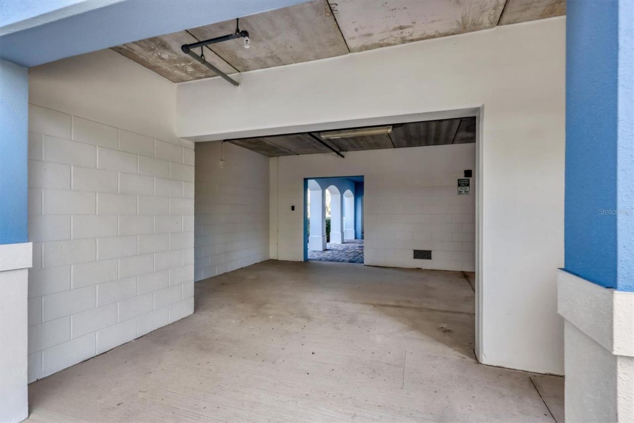 391 Aruba Circle, Unit 401, Bradenton, FL 34209 Photo