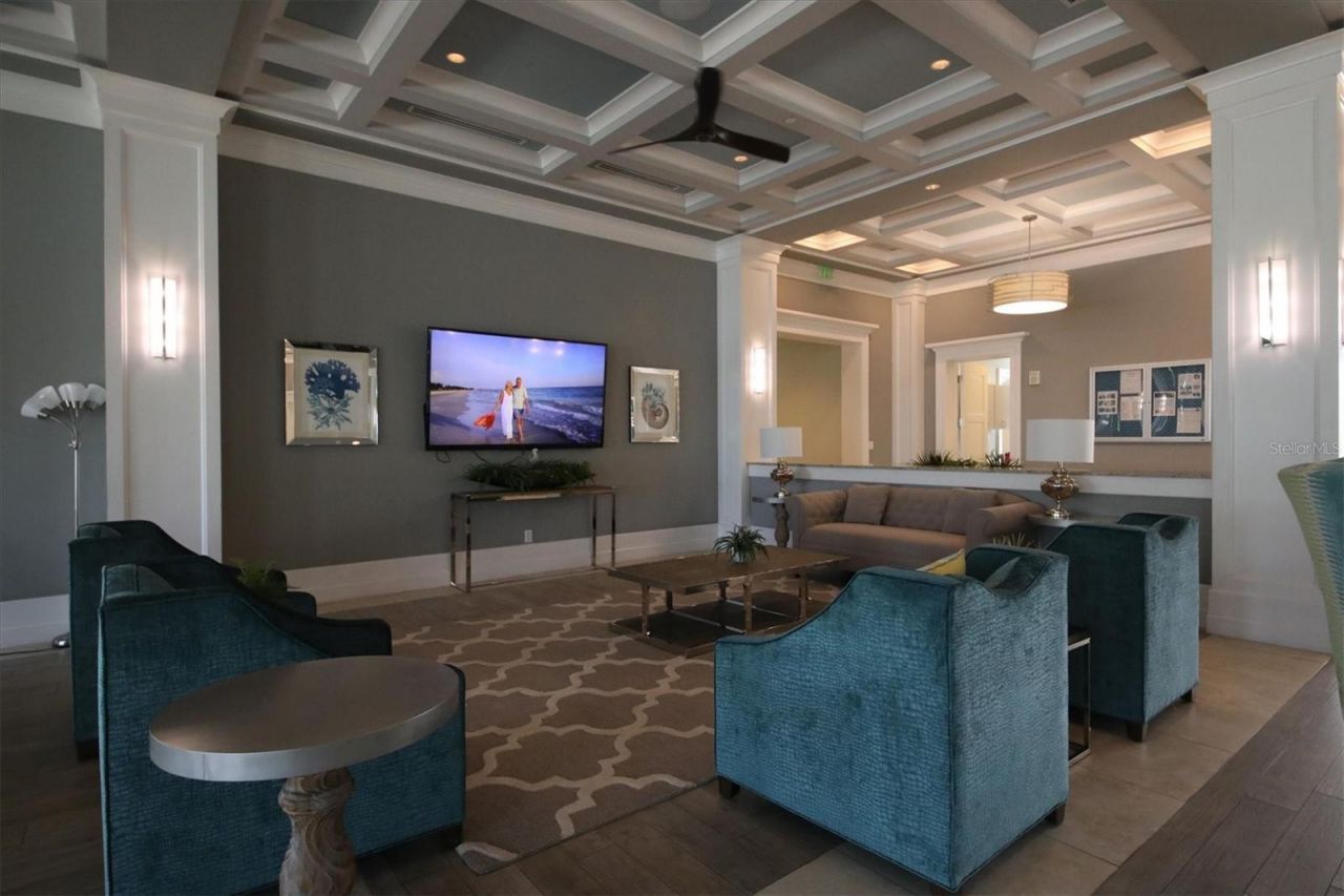 391 Aruba Circle, Unit 401, Bradenton, FL 34209 Photo