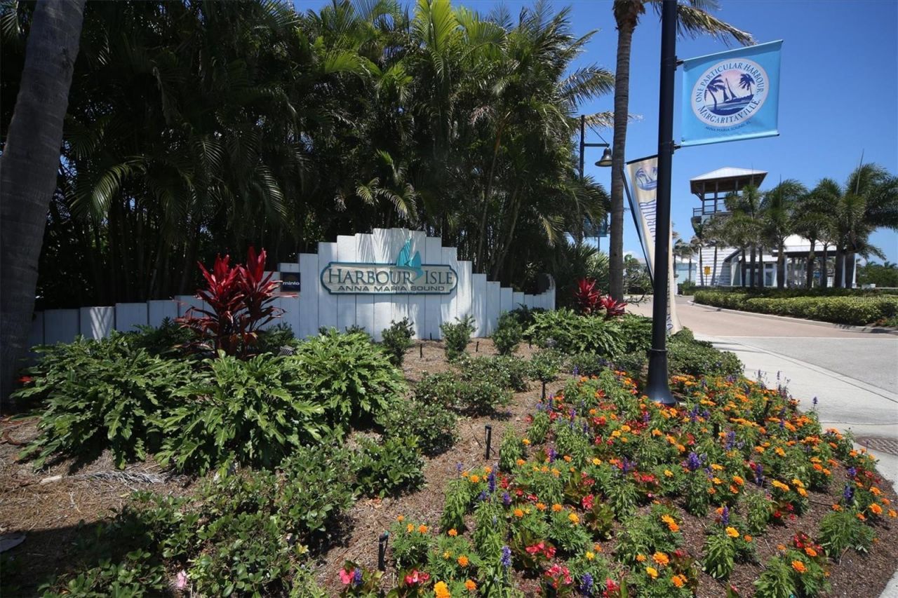 391 Aruba Circle, Unit 401, Bradenton, FL 34209 Photo