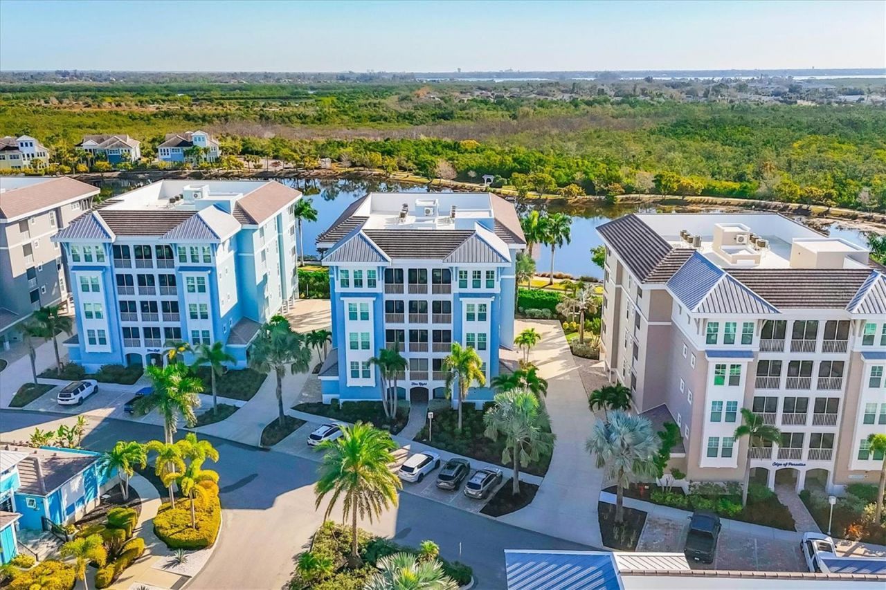 391 Aruba Circle, Unit 401, Bradenton, FL 34209 Photo