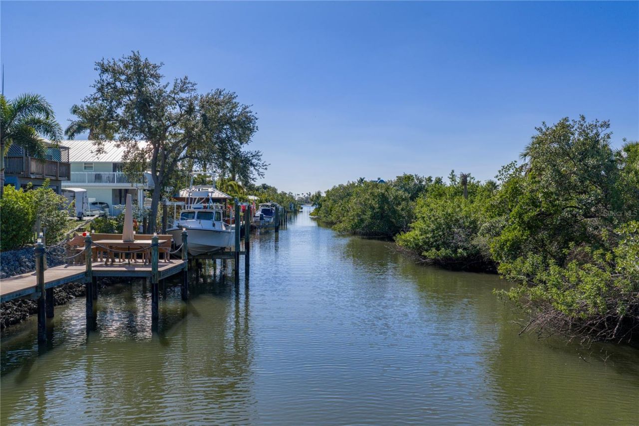 125 Burns Road, Terra Ceia, FL 34250 Photo