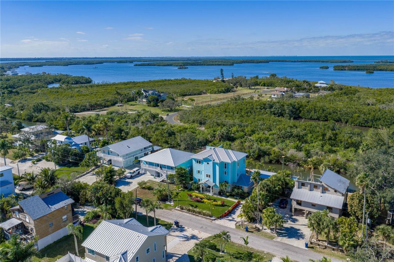 125 Burns Road, Terra Ceia, FL 34250 Photo