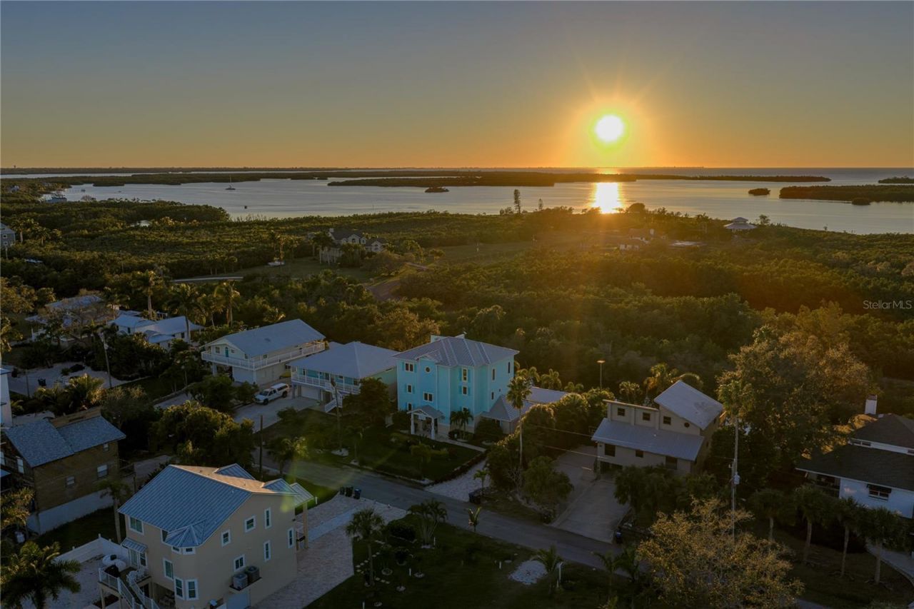 125 Burns Road, Terra Ceia, FL 34250 Photo