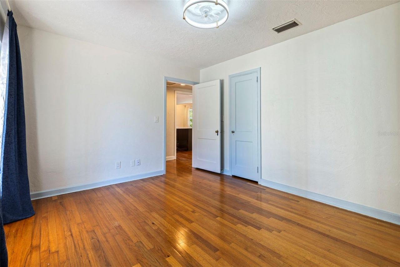 1610 14th Street N, Saint Petersburg, FL 33704 Photo