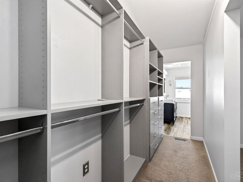 734 W Court, Cincinnati, OH 45203 Photo 32