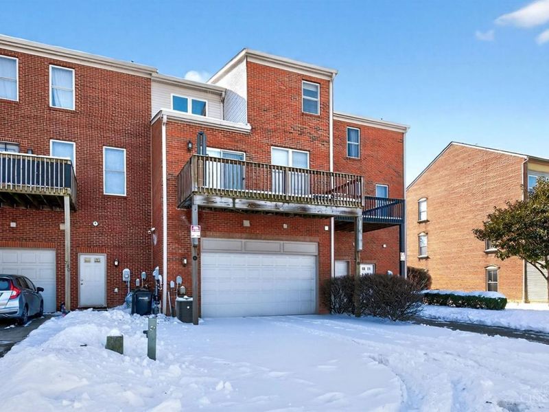 734 W Court, Cincinnati, OH 45203 Photo 39