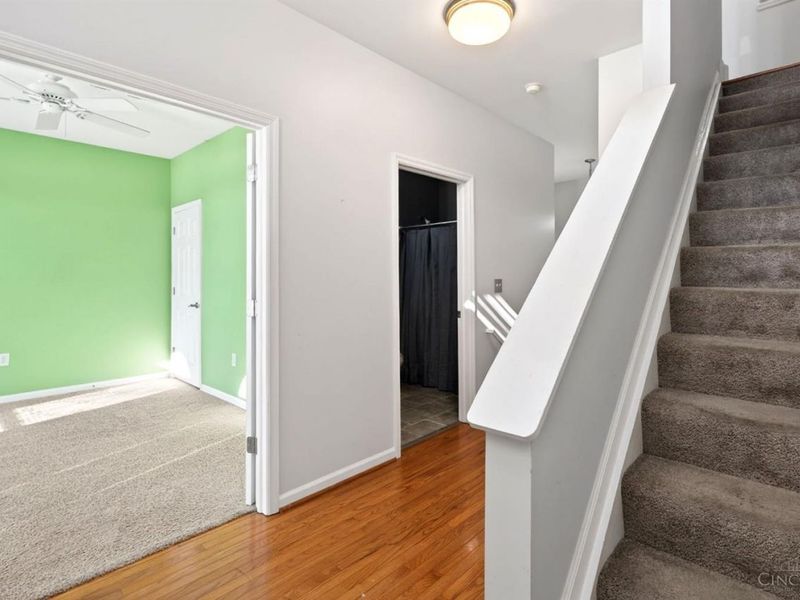 734 W Court, Cincinnati, OH 45203 Photo 6