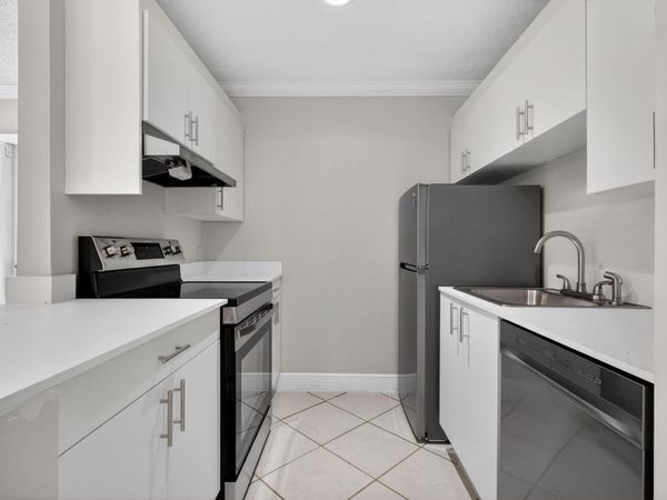 24 Crossings Circle, Unit D, Boynton Beach, FL 33435