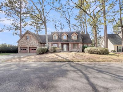 700 Fairington Drive, Summerville, SC 29485