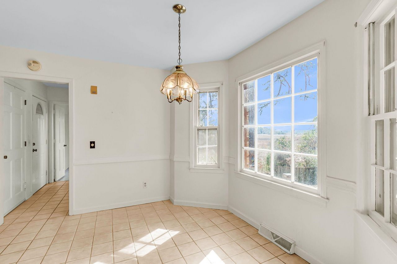 700 Fairington Drive Photo 29