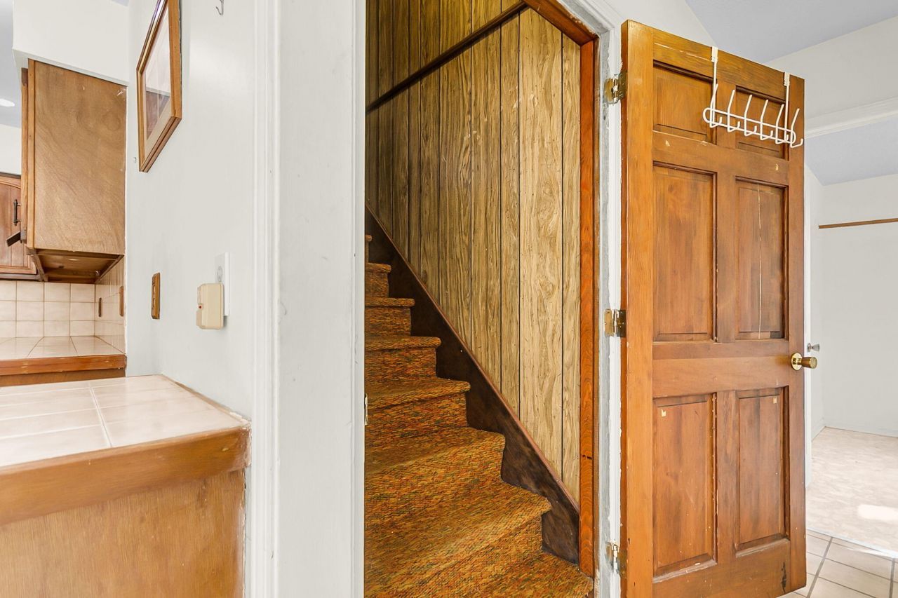 700 Fairington Drive Photo 33