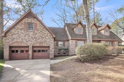 700 Fairington Drive photo 4