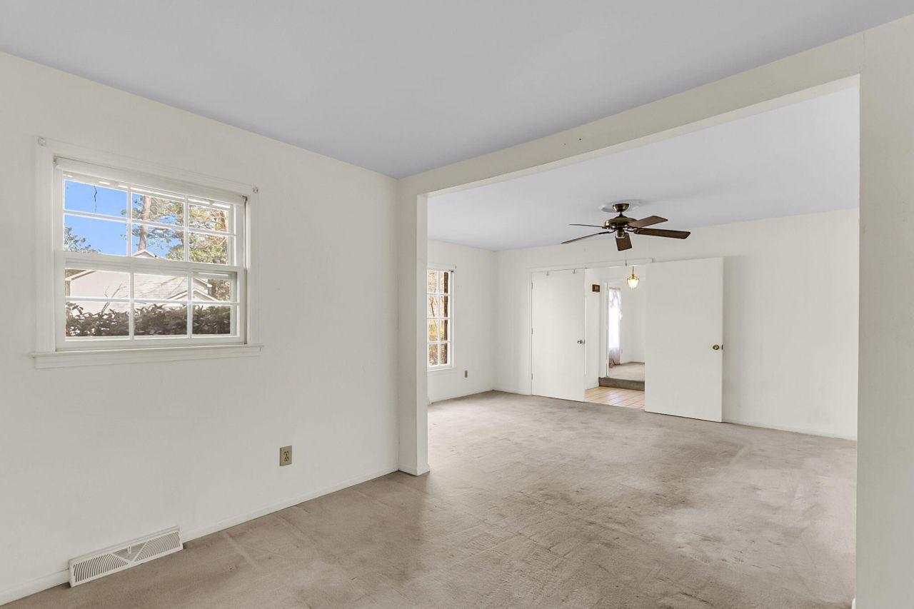 700 Fairington Drive Photo 40