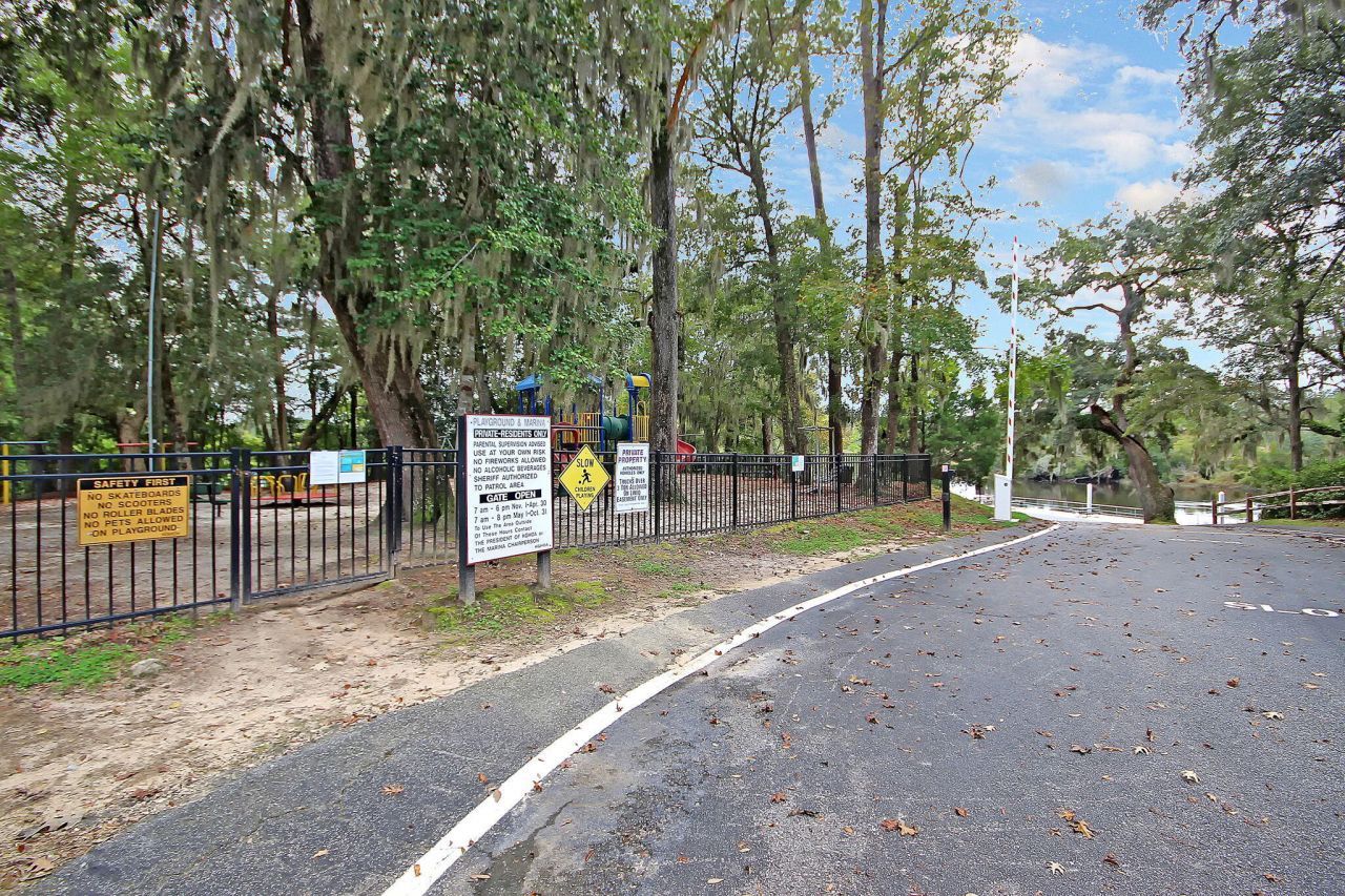 700 Fairington Drive Photo 58