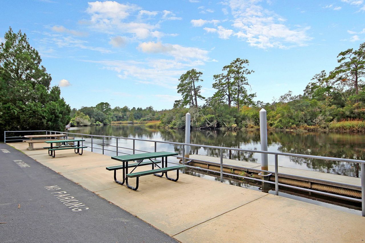 700 Fairington Drive Photo 59