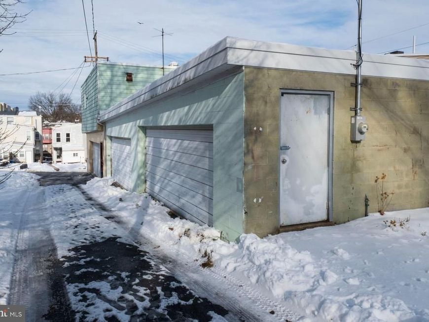 218 R 2nd , West Reading, PA 19611 Main Photo