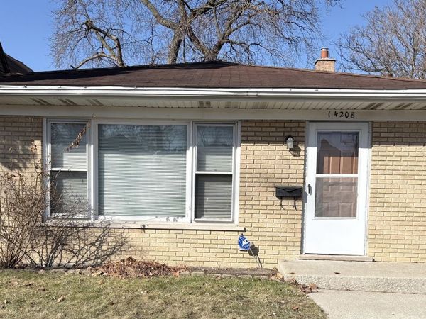 14208 S Lowe Avenue, Riverdale, IL 60827