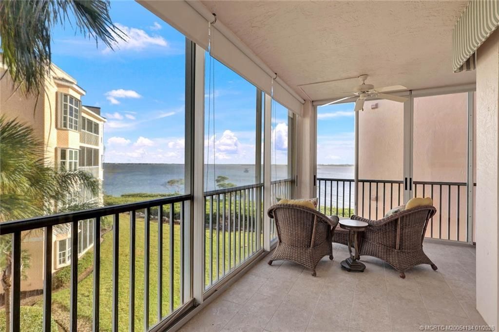 5700 NE Island Cove Way, Unit 4301, Stuart, FL 34996 Photo