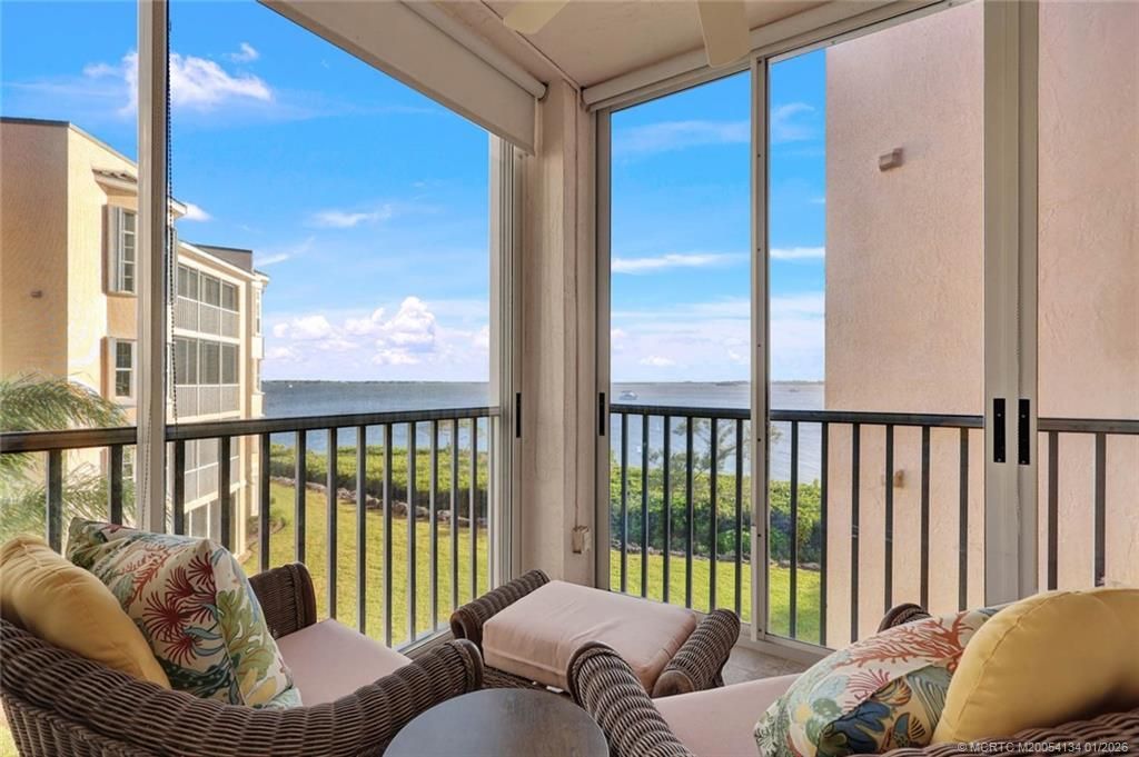 5700 NE Island Cove Way, Unit 4301, Stuart, FL 34996 Photo
