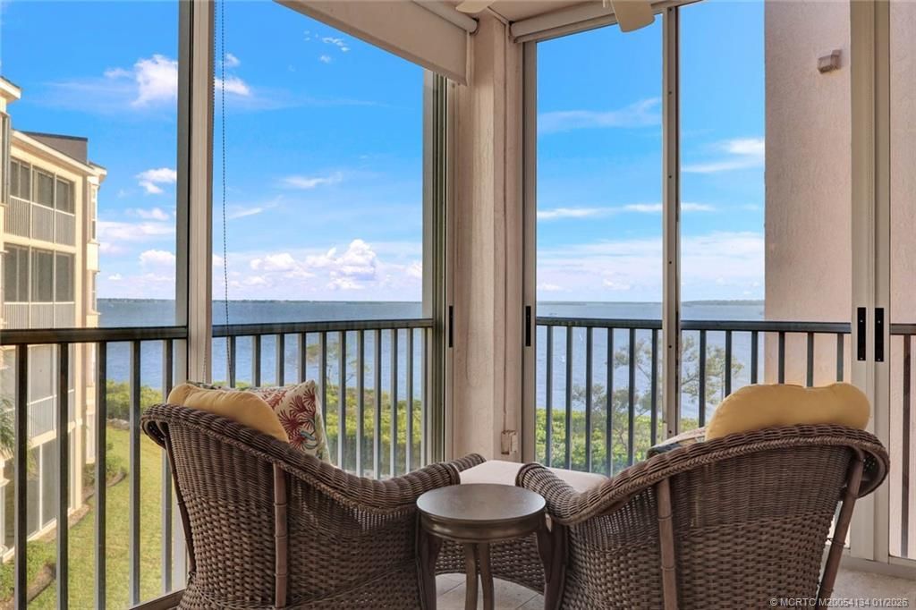 5700 NE Island Cove Way, Unit 4301, Stuart, FL 34996 Photo