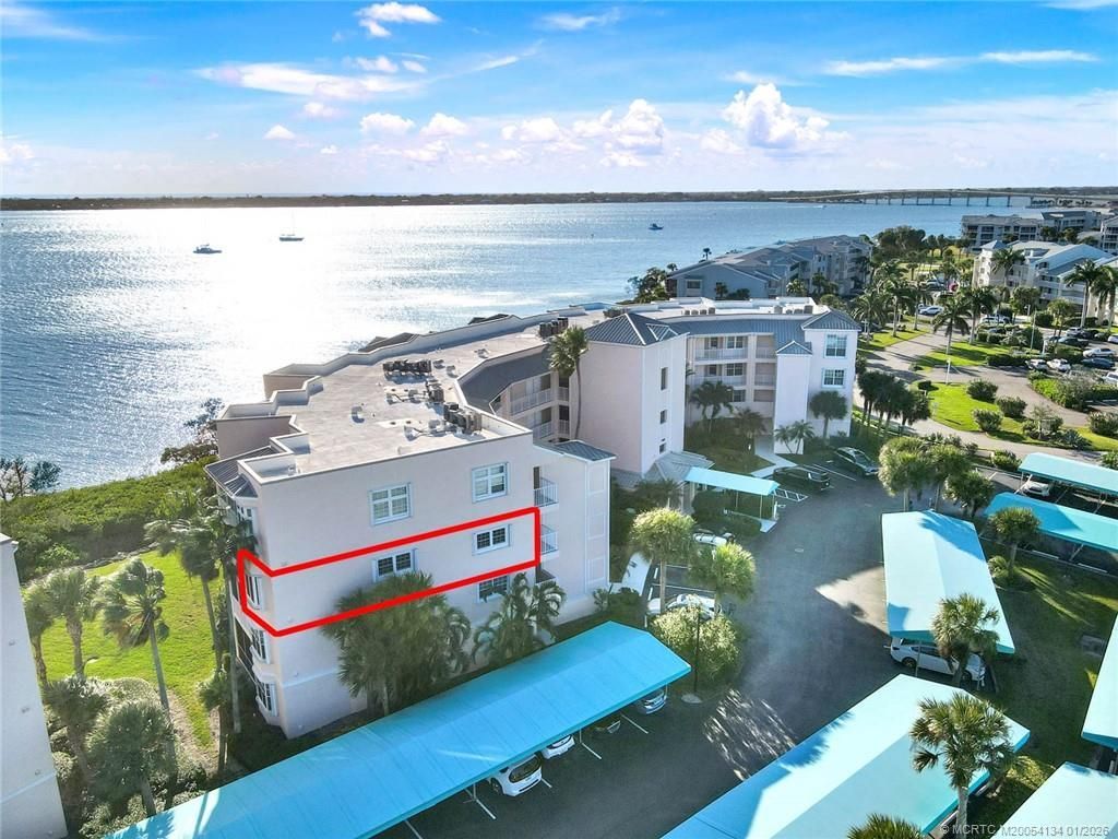 5700 NE Island Cove Way, Unit 4301, Stuart, FL 34996 Photo