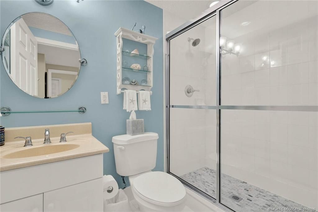 5700 NE Island Cove Way, Unit 4301, Stuart, FL 34996 Photo