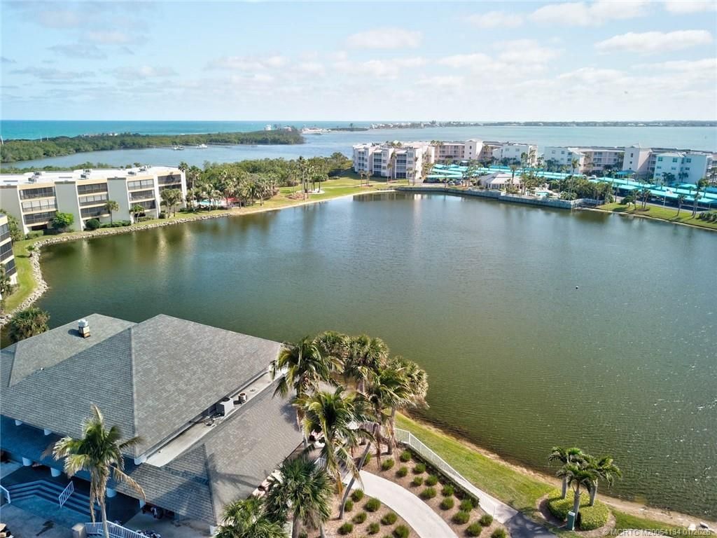 5700 NE Island Cove Way, Unit 4301, Stuart, FL 34996 Photo