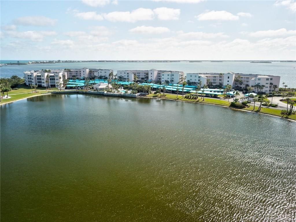 5700 NE Island Cove Way, Unit 4301, Stuart, FL 34996 Photo