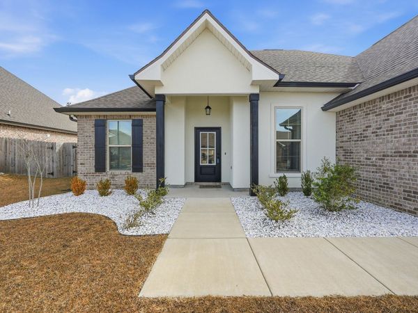 4631 Jayhawk Drive, Crestview, FL 32539