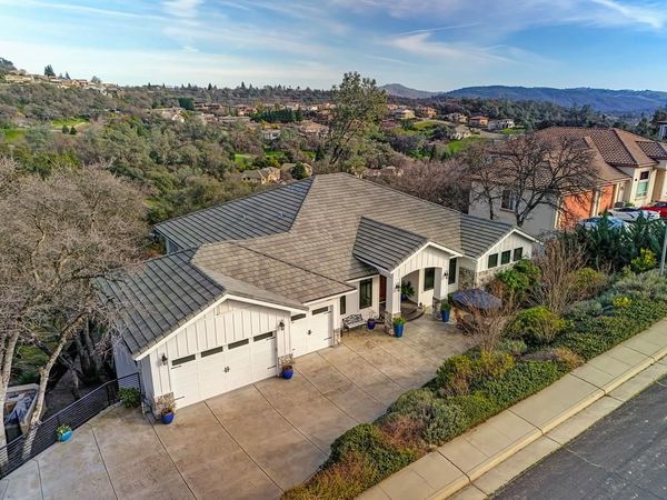 627 Lakeridge Dr, Auburn, CA 95603