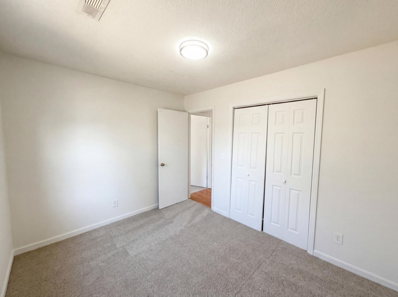 107 Tall Pines Road Photo 13