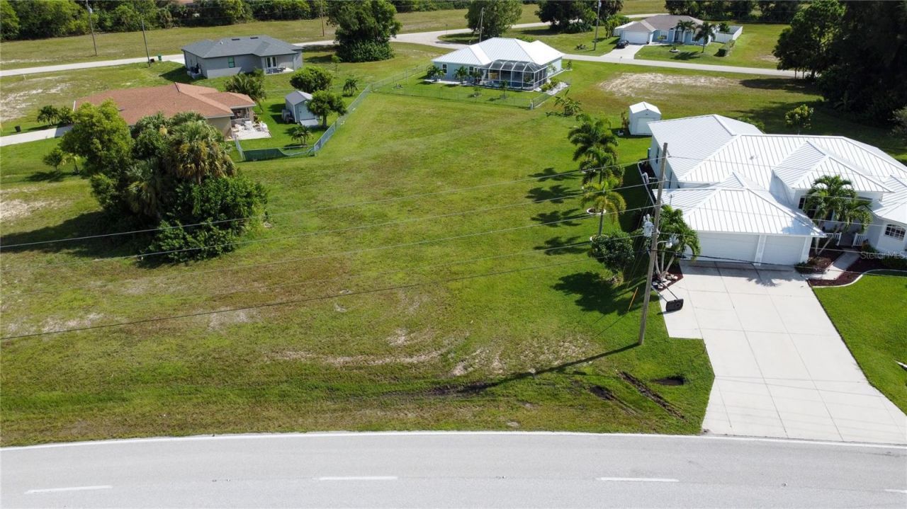 4239 E Gator Circle, Cape Coral, FL 33909 Photo