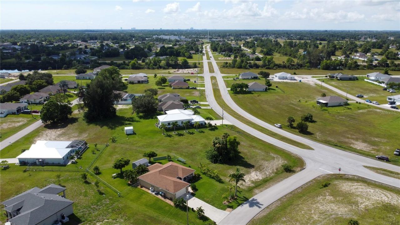 4239 E Gator Circle, Cape Coral, FL 33909 Photo