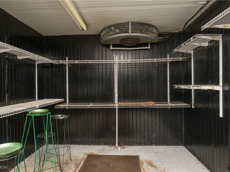 468 W Vine Street, Alliance, OH 44601 Photo 18