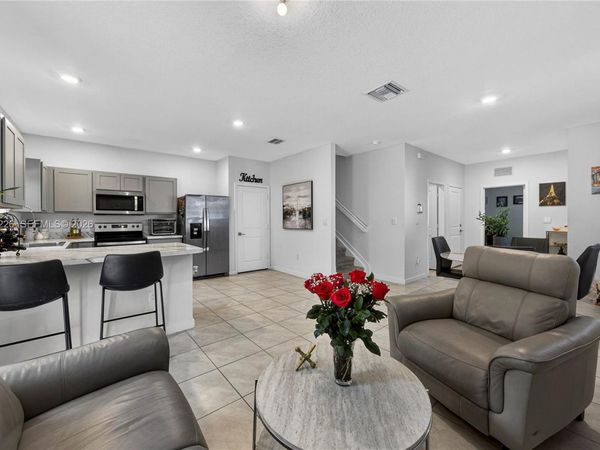 1707 SE 9th Ter, Homestead, FL 33034