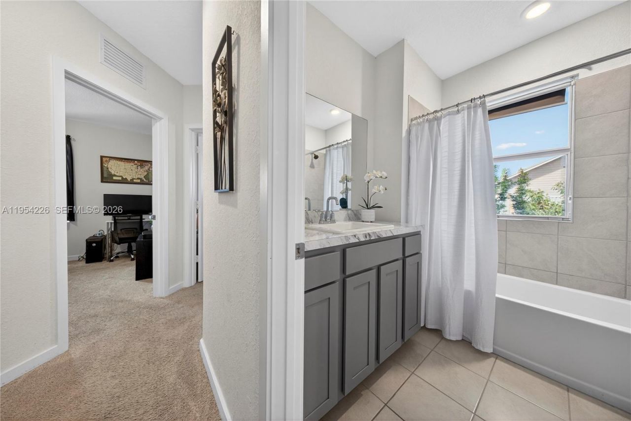 1707 SE 9th Ter, Homestead, FL 33034 Photo