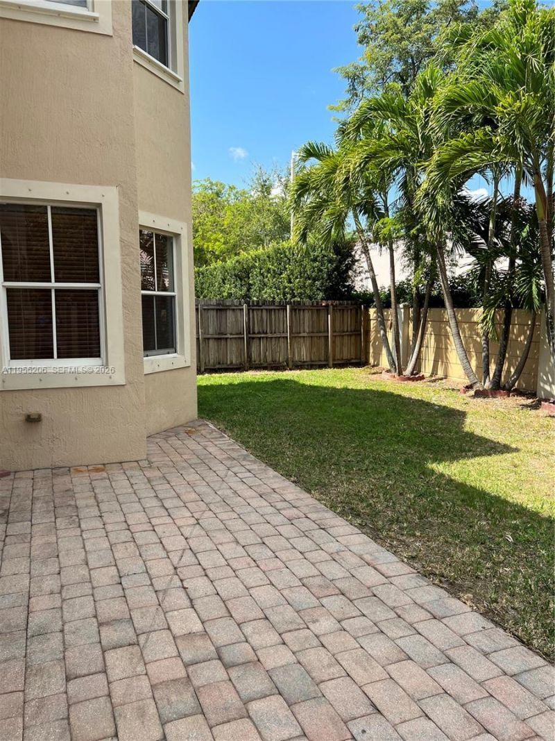 15389 SW 90th Ter, Miami, FL 33196 Photo