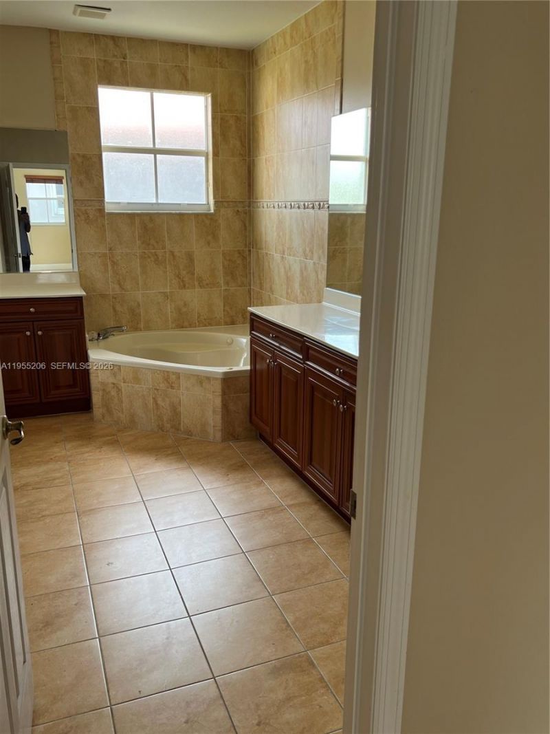 15389 SW 90th Ter, Miami, FL 33196 Photo