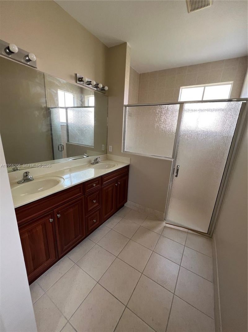 15389 SW 90th Ter, Miami, FL 33196 Photo